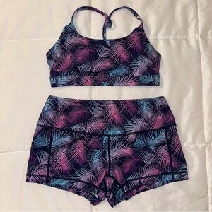 Feed Me Fight Me Tropical Set with sports bra and booty shorts in medium
